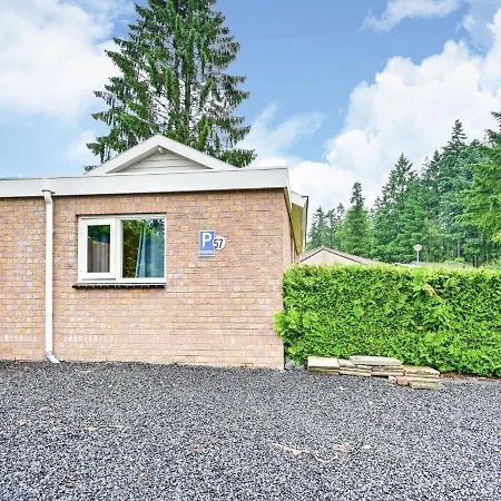 Casa de Férias Quaint Holiday Home In Garderen With Fenced Garden *