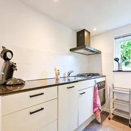 Quaint Holiday Home In Garderen With Fenced Garden * Putten